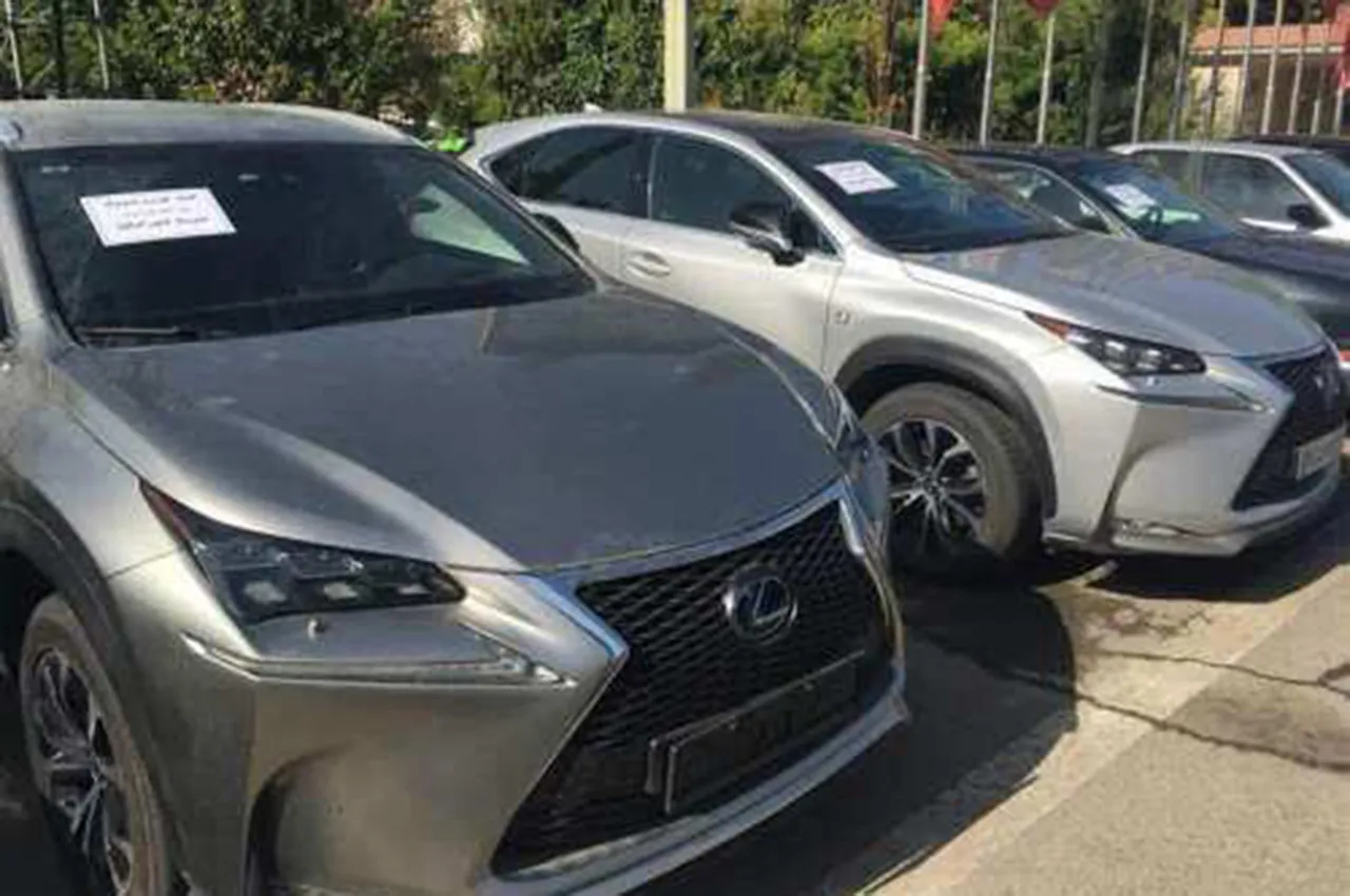 AutomobileFa Stolen Lexus