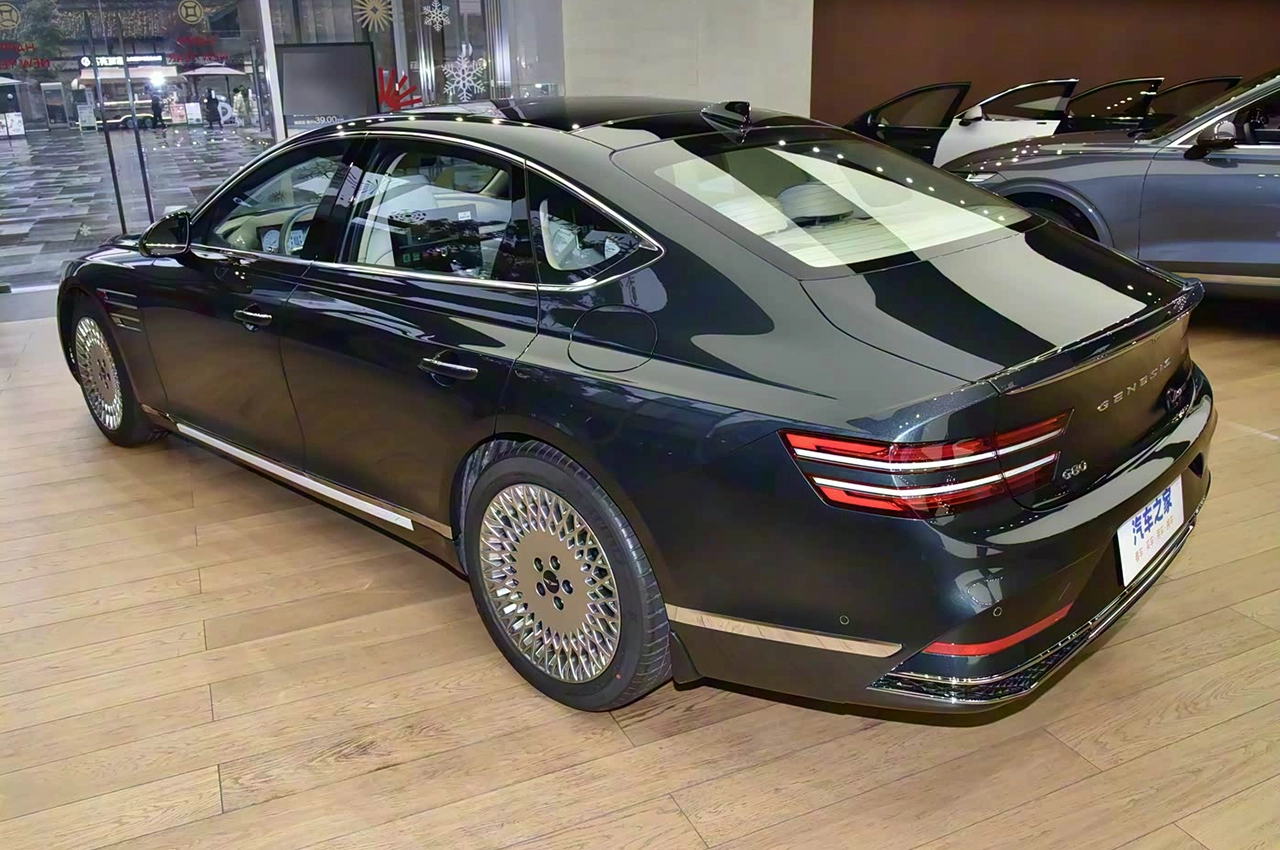AutomobileFa Genesis G80 14040927 5