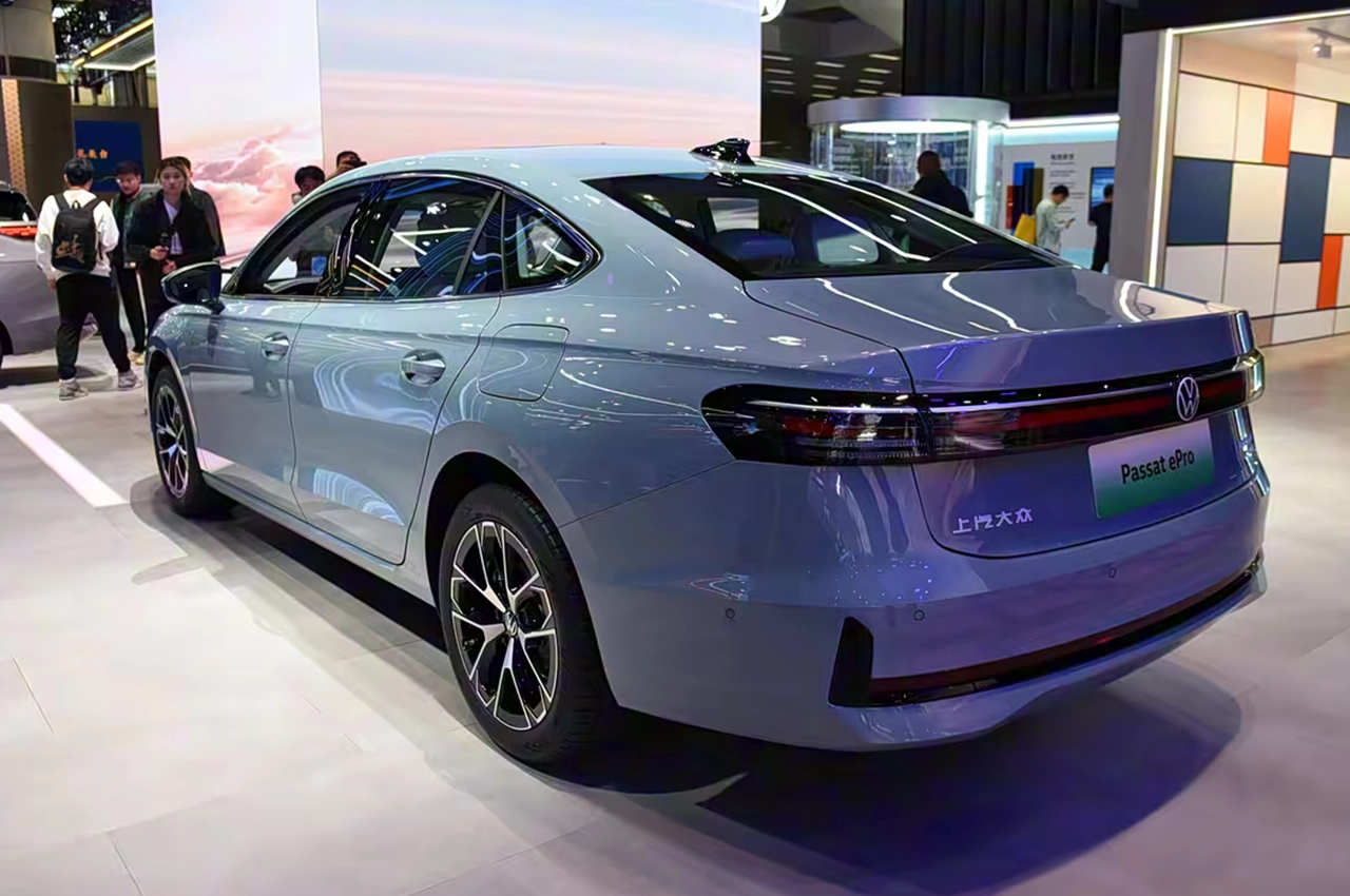 AutomobileFa Volkswagen Passat ePro 14041004 3