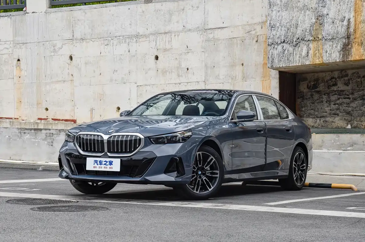 AutomobileFa BMW 5 series 14041106 1