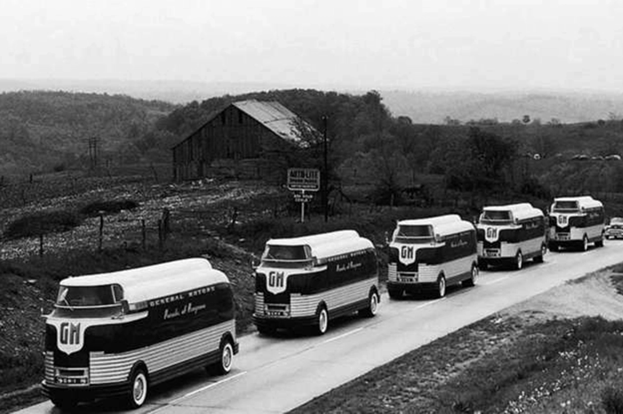 AutomobileFa GM Futureliner 14041105