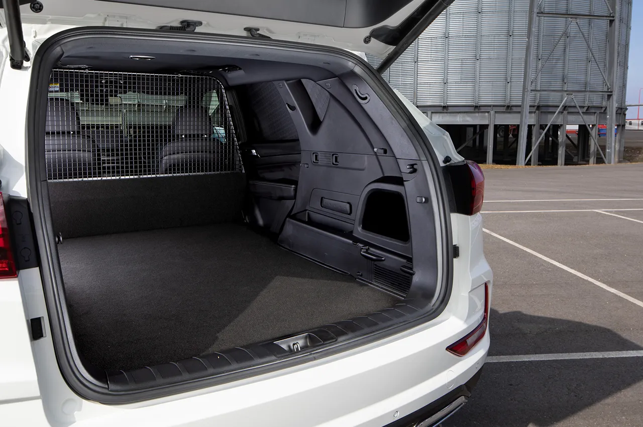 AutomobileFa KGM Rexton 14050302 4